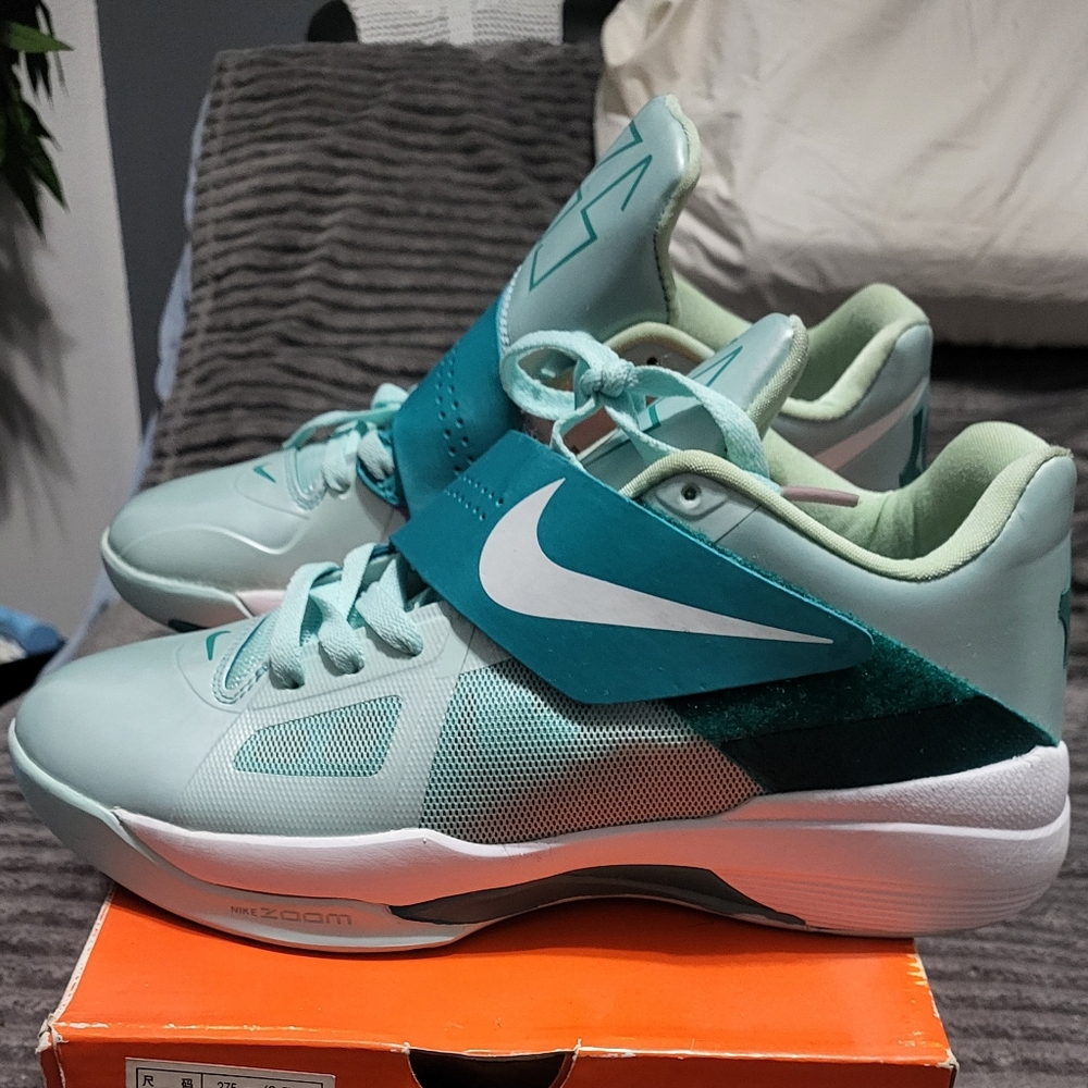 NIKE ZOOM KD IV 'EASTER' Men's Size US 9.5